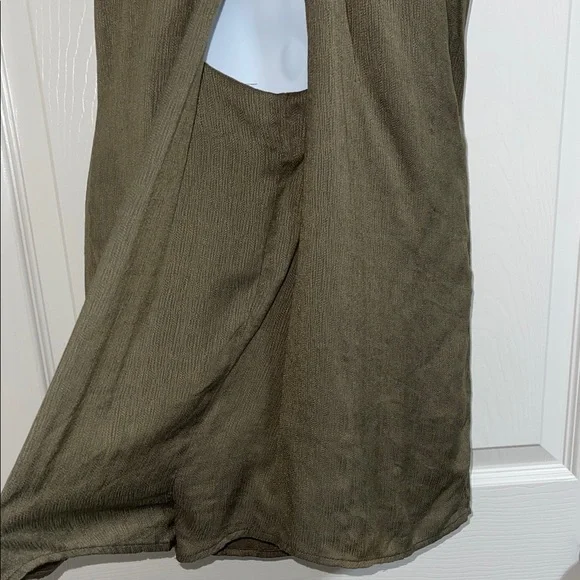 Olive Halter Romper - Picture 2 of 9